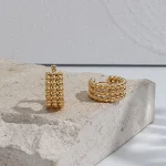 Brincos femininos de contas com personalidade fashion, joia para orelhas, design moderno e elegante, realçam seu estilo e beleza. — foto 4