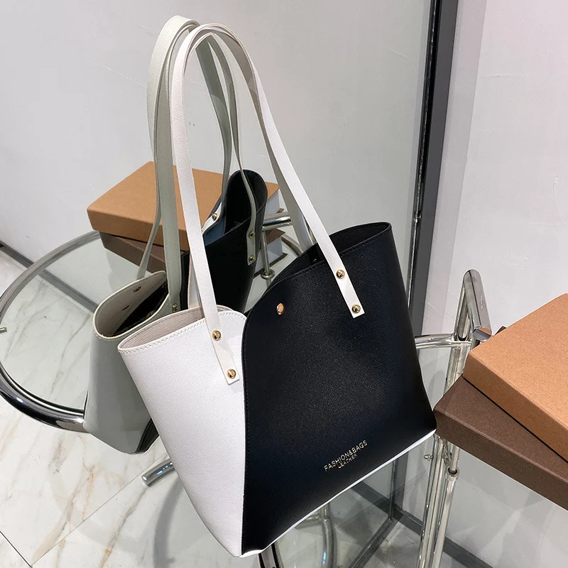Title 7, Bolsa de ombro feminina e versátil com design d...