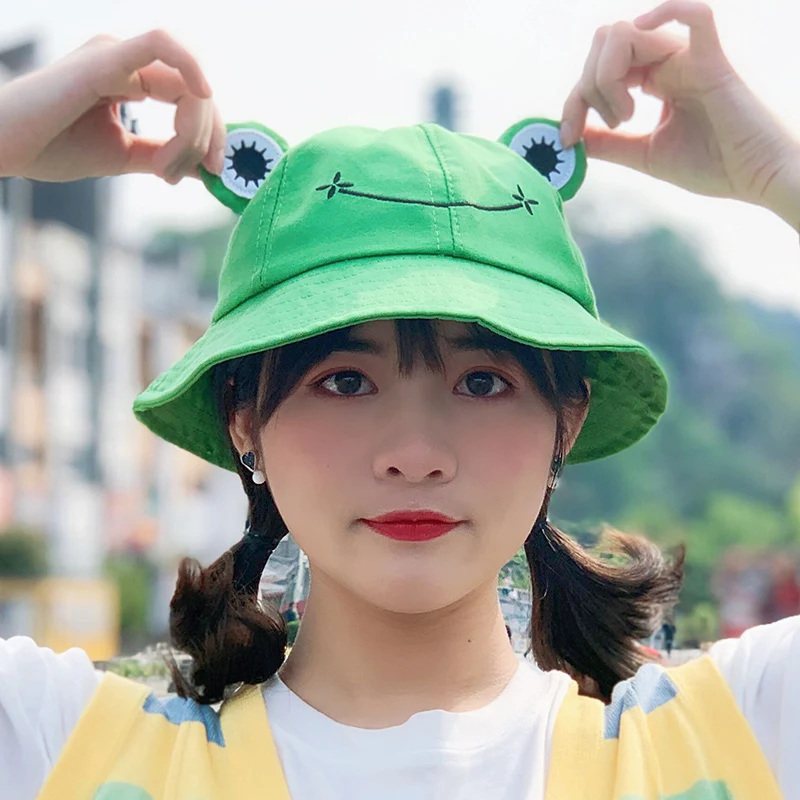 Title 3, Fashionable Summer Hats For Children And Adults...