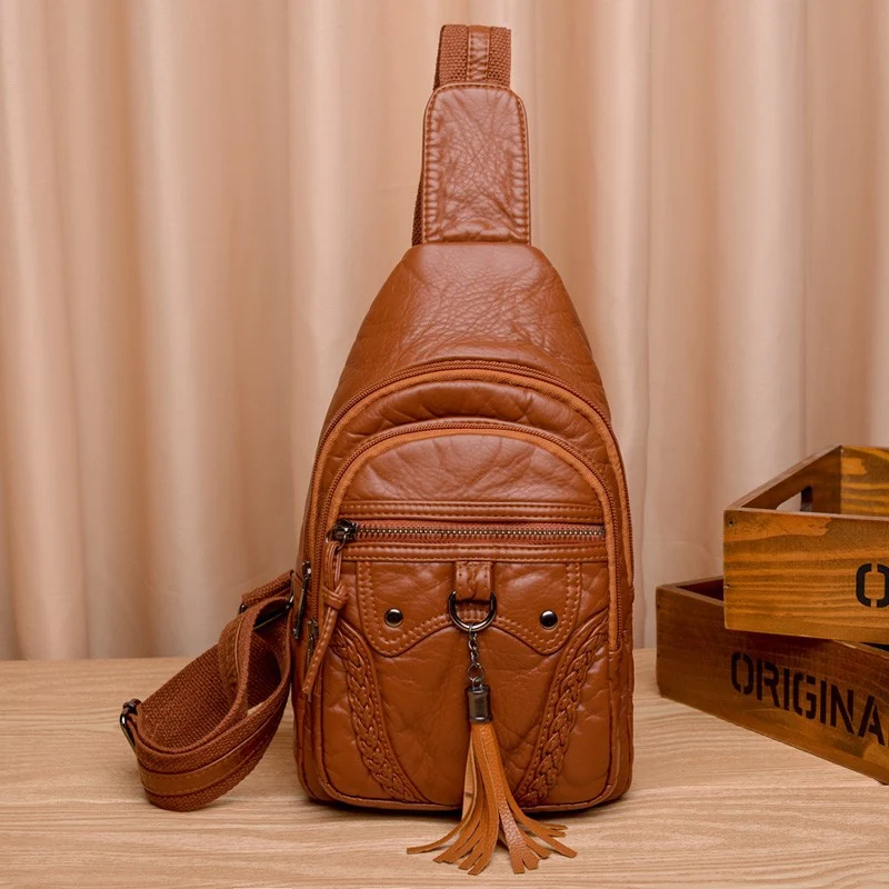 Bolsa de peito diagonal de couro macio europeu e americano lavado, design moderno e casual, perfeita para uso diário, confortável e prática para transportar seus itens. — foto 2