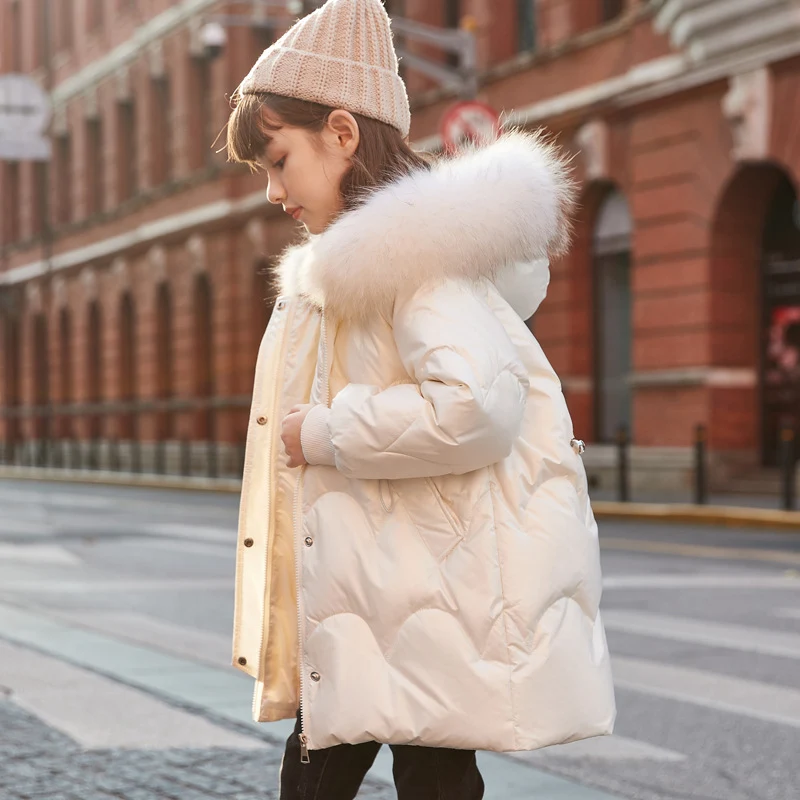 Mädchen Daunenmantel Mittellang Verdickt. Warmer Wintermantel für Mädchen, schützt vor Kälte und Schnee. Bequem und langlebig. — foto 4