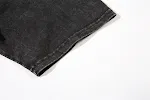 Camiseta masculina de rua com visual desgastado, folgada e desbotada. Conforto e estilo para um look moderno e despojado. — foto 2