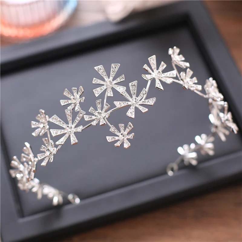 Grinalda de cabelo de noiva doce europeia, acessórios de cabelo de casamento com diamantes, vestido de noiva com acessórios de cabelo de neve — foto 1