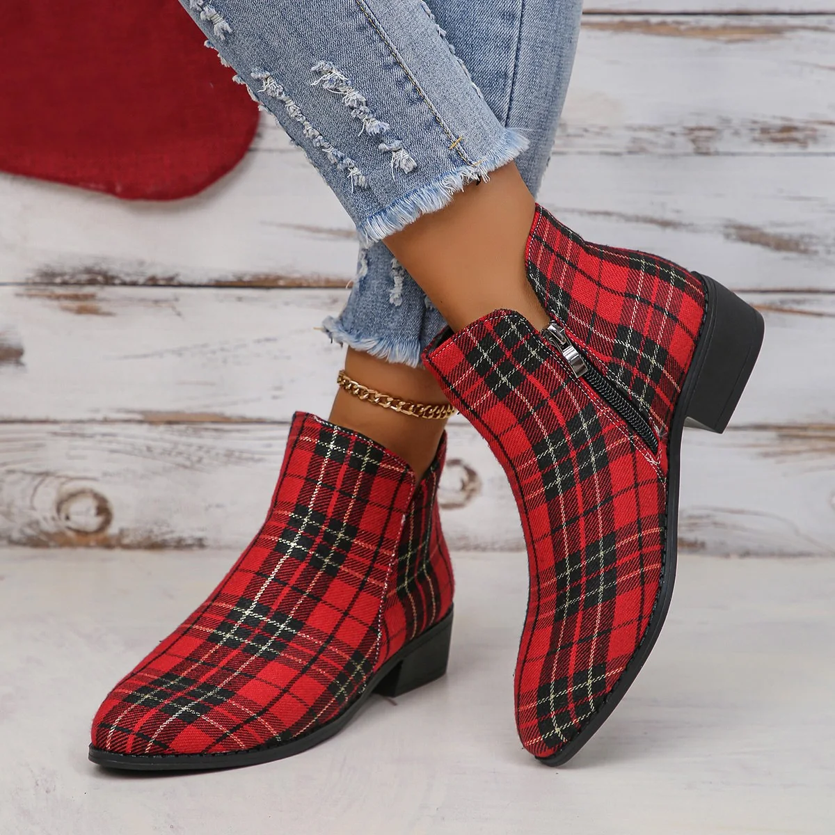 Women's New Houndstooth Pointed Casual Fashion Woolen Shoes offer comfort and style, perfect for everyday wear and addin — photo 5