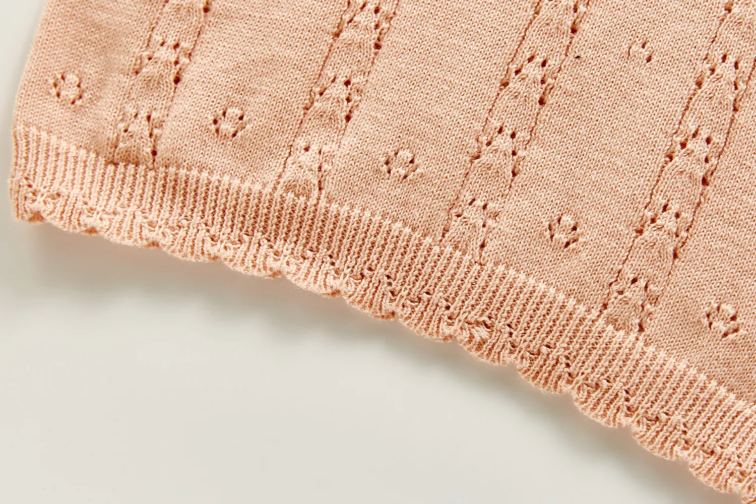 Conjunto de suspensórios de malha vazada com jacquard. Suporte e estilo. Suspensórios confortáveis e elegantes para diversas ocasiões, perfeitos. — foto 9