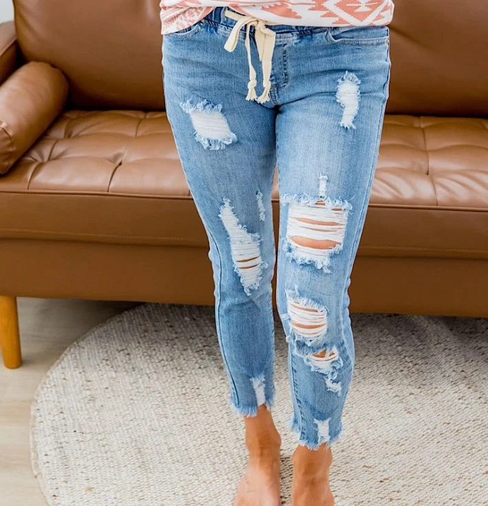Women's High Waist Ripped Elastic Waist Jeans provide all-day comfort and a stylish, flattering fit for a modern, on-tre — photo 6