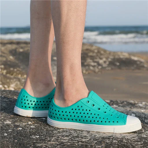Title 9, Student beach shoes