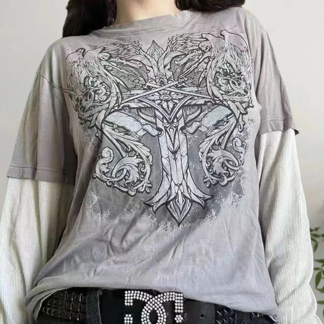 Title 4, Top camiseta gótica de manga longa feminina. Mo...