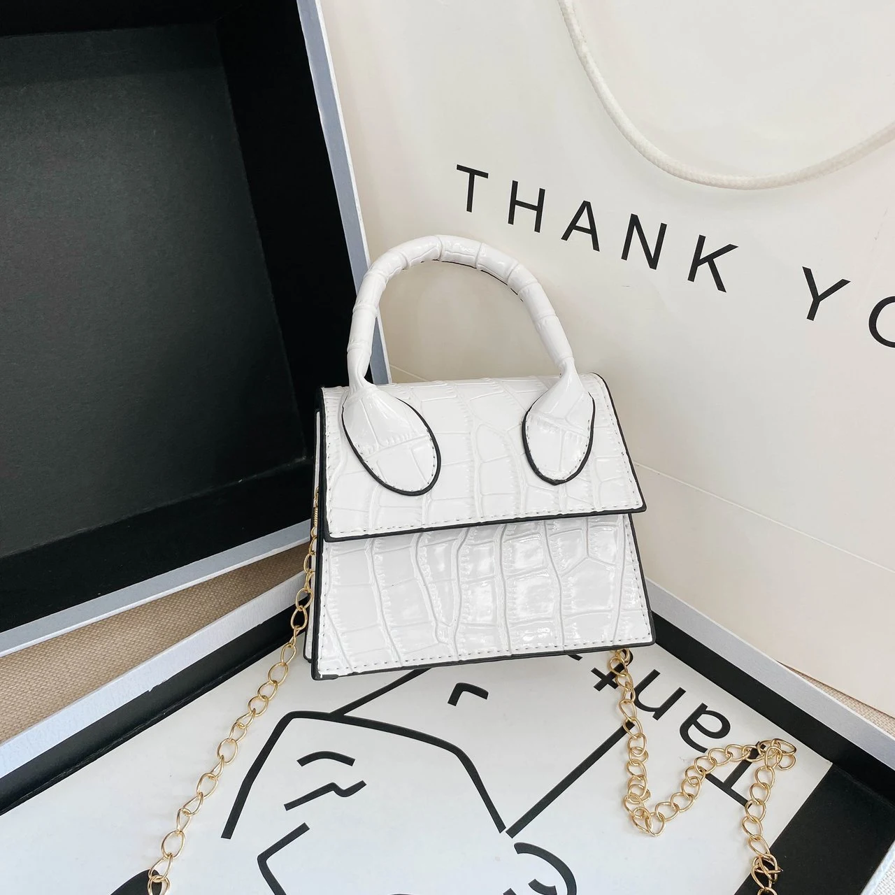 Bolsa Mini Mensageiro Feminina Outono Inverno com Padrão Crocodilo, Bolsa de Ombro Fashion com Personalidade, Formato Charmoso para um Look Moderno. — foto 5