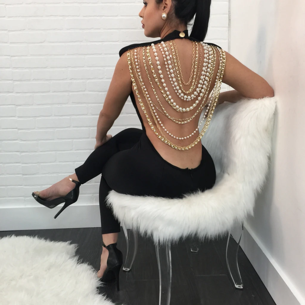 Title 7, Dames parelketting fancy jumpsuit