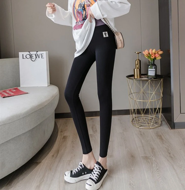 Women's Fashion Pants Invisible Zipper Outdoor Leggings offer comfort, style, and flexibility for your outdoor adventure — photo 5