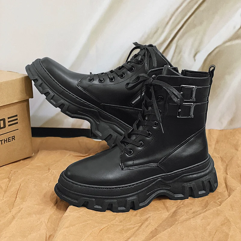 Botas Martin masculinas estilo britânico, perfeitas para uso diário. Conforto, durabilidade e design elegante para um visual moderno e sofisticado. — foto 4