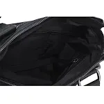 Bolsa pequena vertical para homens, perfeita para negócios. Design elegante e compacto para transportar o essencial com organização e praticidade. — foto 1