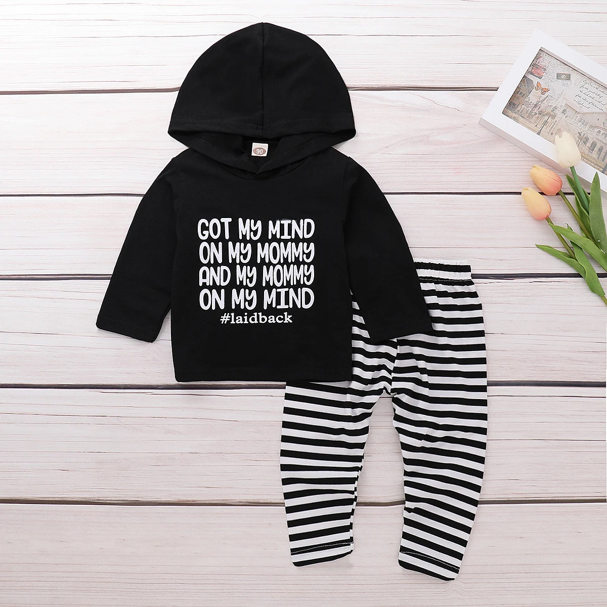 Conjunto de bebé, suéter de manga larga y pantalones, perfecto para mantener a tu pequeño abrigado y cómodo durante todo el día. — foto 3