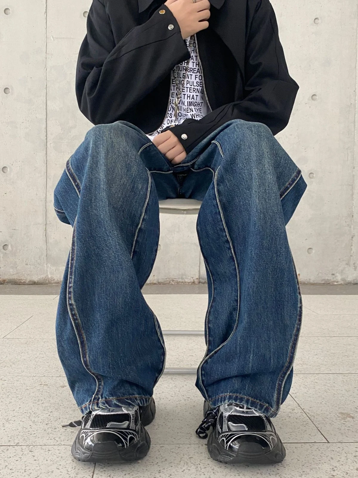 Title 6, Mens Loose Straight Wide-leg Pants provide rel...