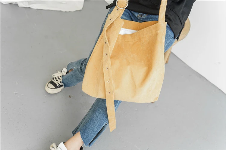 Title 15, Bolso de lona y pana resistente y elegante. Per...