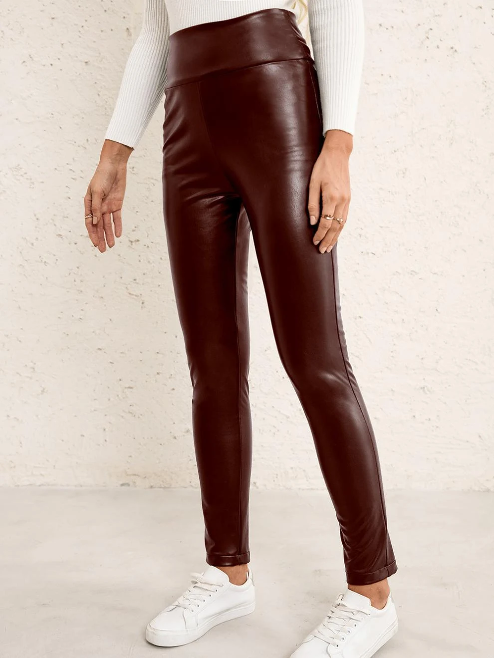 Title 10, Calças femininas de couro PU slim fit de alta e...