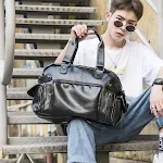 Bolsa de mão casual masculina, cor sólida, perfeita para viagens. Leve o essencial com estilo e praticidade, ideal para suas aventuras. — foto 2