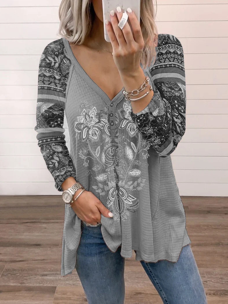 Title 4, V-neck Pullover Print Long-sleeved Loose T-shir...