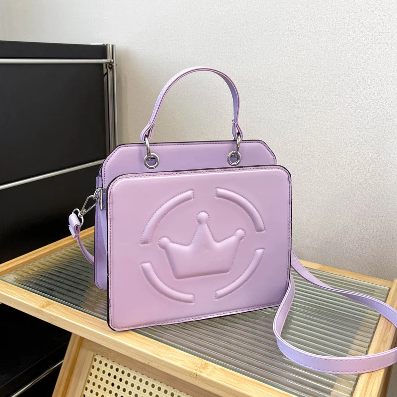 Bolsa de ombro feminina, com relevo, simples, estilo transversal, PU, couro macio texturizado, perfeita para um visual elegante e moderno. — foto 4