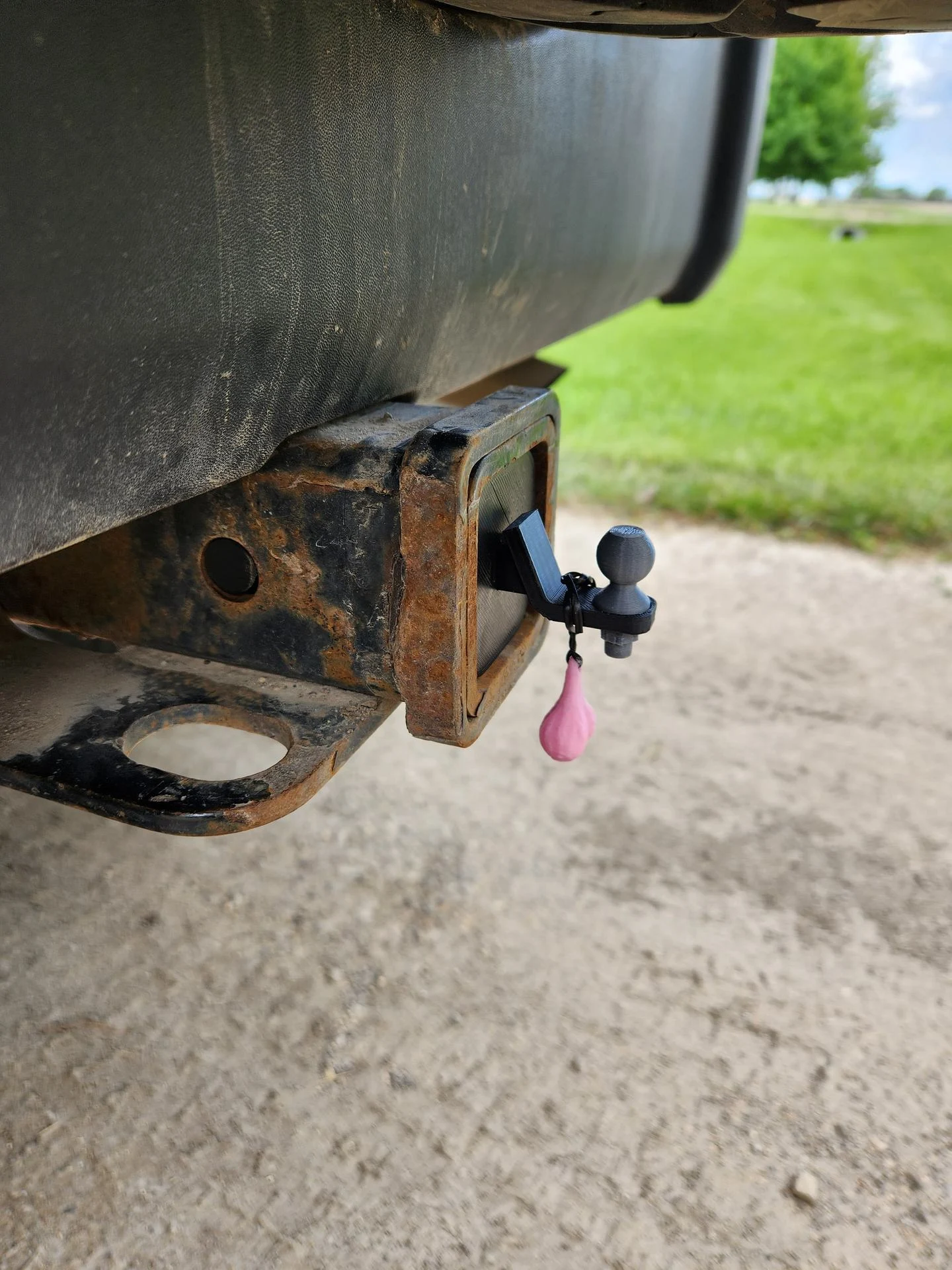 Title 4, 3D Tiny Hitch With Tiny Nuts Securely Connect S...
