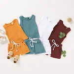 Terno infantil multicolorido de algodão e linho. Conforto e estilo para crianças. Ideal para o verão. Leve e respirável, perfeito para brincar. — foto 5
