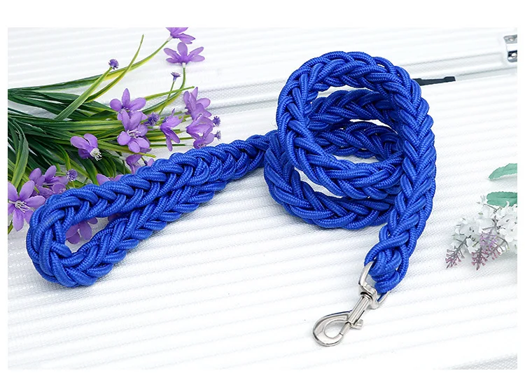 Title 7, Woven eight-strand hand-holding rope dog leash....