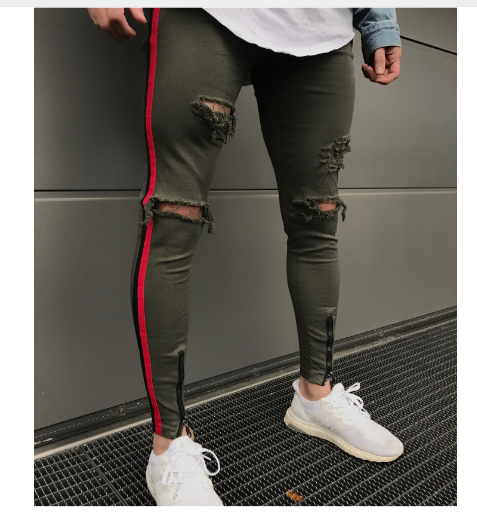 Skinny Ripped Side Stripe Jeans. Get the perfect fit with these skinny jeans featuring rips and a side stripe for a mode — photo 2