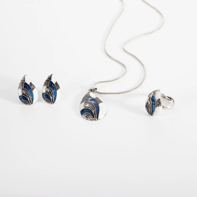 Title 5, Conjunto de Joias Gota dÁgua