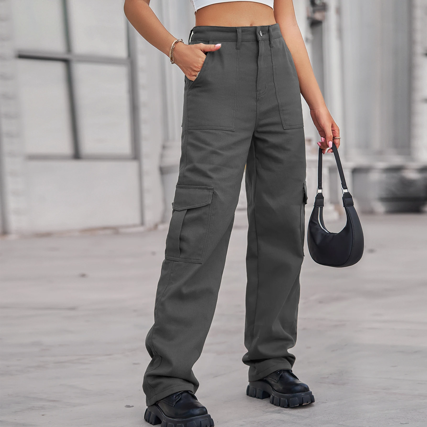 Dames jeans met semi-elastisch design en persoonlijkheid, veelzijdig te combineren. Comfortabel en stijlvol voor elke gelegenheid. — foto 2