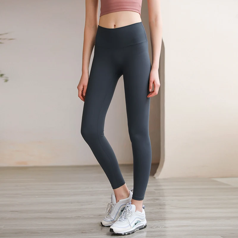 Peach Hip Fitness Pants for Hip Training, Running, Sports, Tight Fit, designed to enhance your hip shape and athletic pe — photo 1