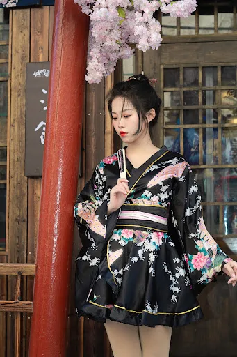 Title 20, Japanese Formal Wear Womens Peacock Kimono Sta...