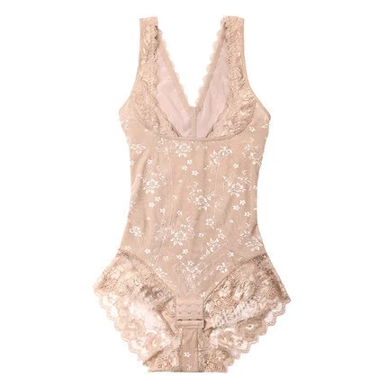 Naadloze, dunne postpartum bodysuit voor vrouwen, lift de heupen en beeldhouwt de buik. Comfortabele en figuurcorrigerende shapewear. — foto 3