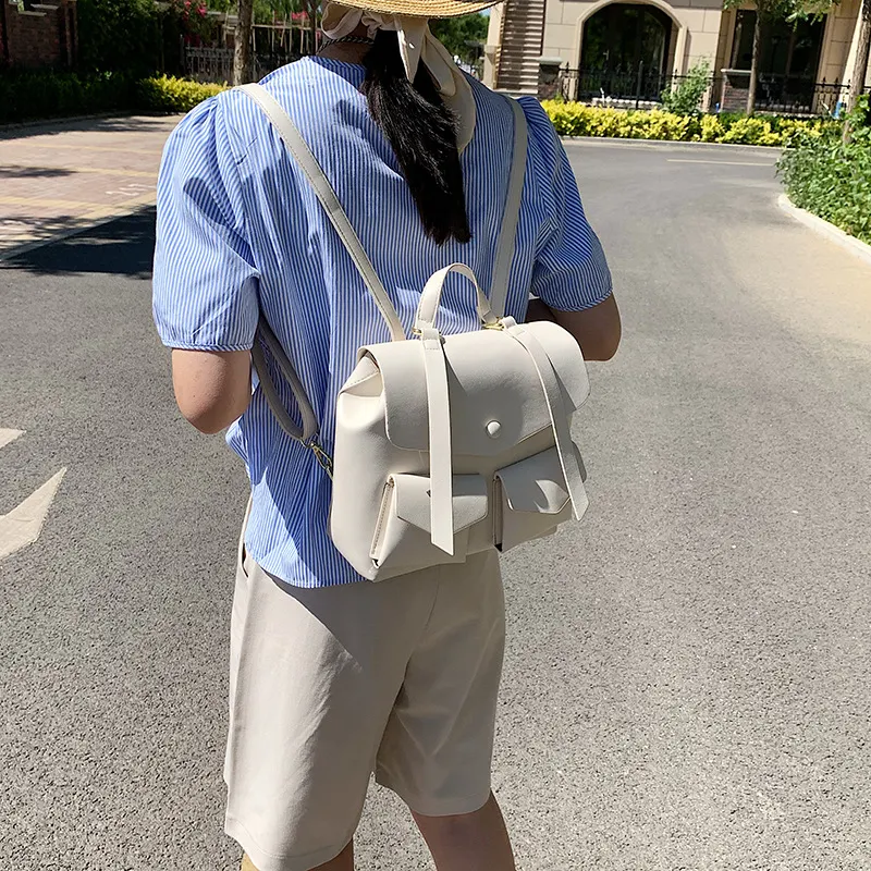 Mochila feminina grande em PU, estilo europeu e americano, com múltiplos bolsos, ideal para viagens, trabalho e uso diário. — foto 5