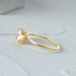 Anel feminino de moda com garras e personalidade graciosa. Um acessório elegante para mulheres que buscam sofisticação e um toque único. — foto 7
