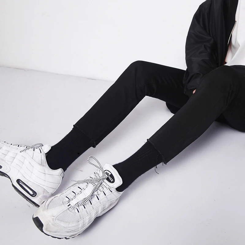 Men's Slim Fit Nine-quarter Jeans, designed for a modern look. Experience ultimate comfort and style with this versatile — photo 5