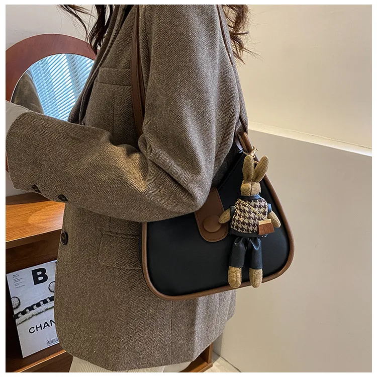 Title 1, Simple Messenger Retro Schoudertas voor Dames. ...