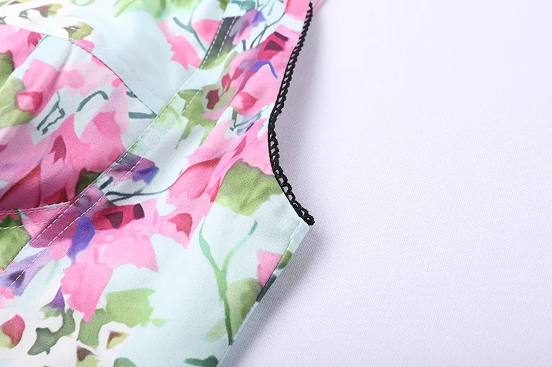 Two-piece suspender skirt with chest pads, perfect for a stylish and comfortable look, enhancing your figure with effort — photo 1