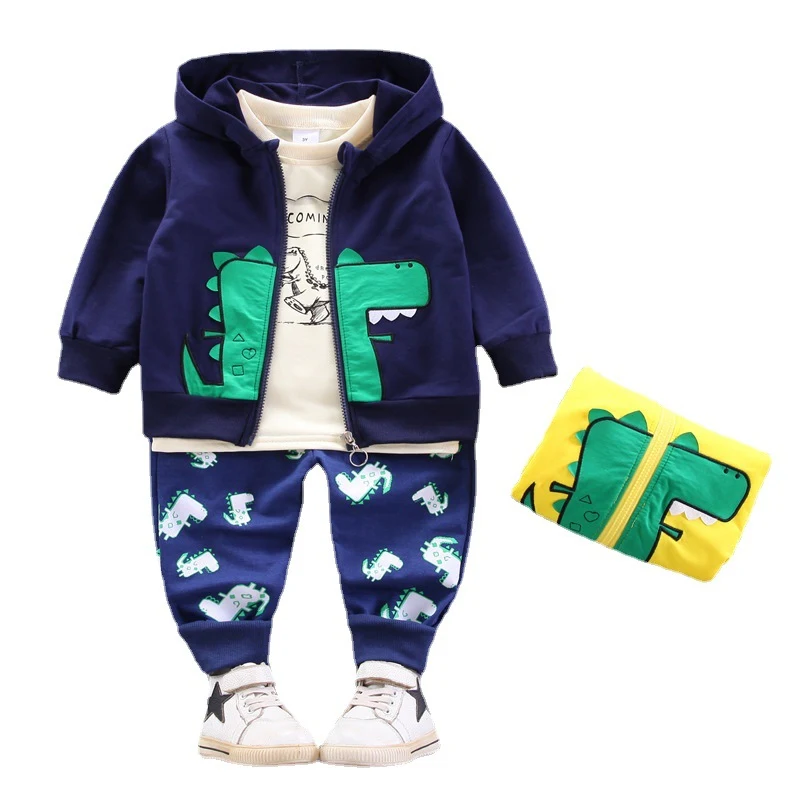 Conjunto infantil de três peças com cardigan de zíper e dinossauro de desenho animado. Conforto e estilo para os pequenos! — foto 21