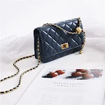 Bolsa Quadrada Pequena Golden Ball Nova Couro de Pele de Ovelha Bolsa de Mão Elegante e Compacta, Perfeita para Uso Diário e Ocasiões Especiais — foto 4