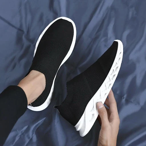 Title 1, Korean Style Trendy Mens Shoes for Summer Runn...