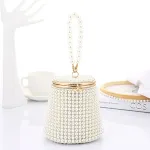Whitebeige pearls