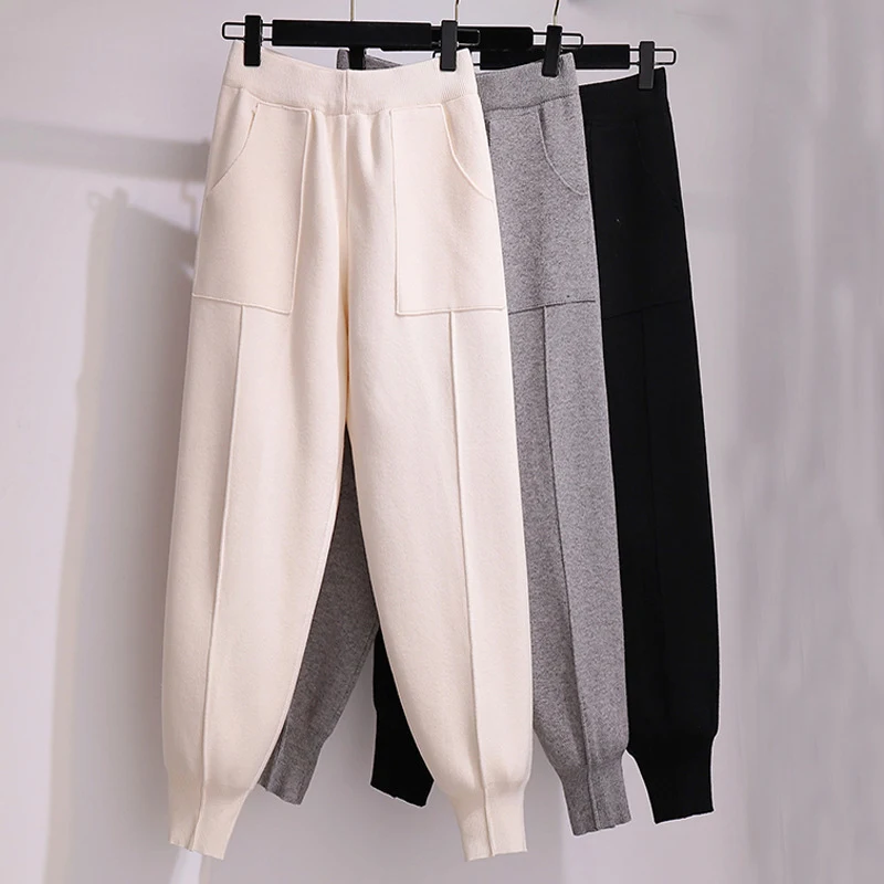 Leggings ampi ed eleganti per autunno e inverno, offrendo comfort e stile senza compromessi, perfetti per ogni occasione e per tenerti al caldo. — foto 21