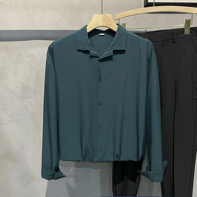 Men's Plus Size Loose Long-sleeved Shirt Korean Style. Comfortable fit and stylish design for casual wear. Perfect for a — photo 3
