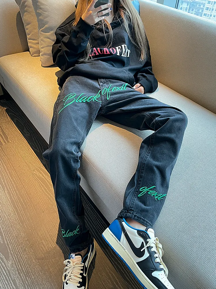 American Street Retro Embroidery Fit Skinny Jeans for Men, stylish and comfortable, offering a modern and vintage look. — photo 5