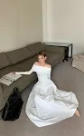 Vestido largo fruncido de cintura alta con efecto moldeador trasero para el verano. Realza tu figura con estilo y comodidad. — foto 3