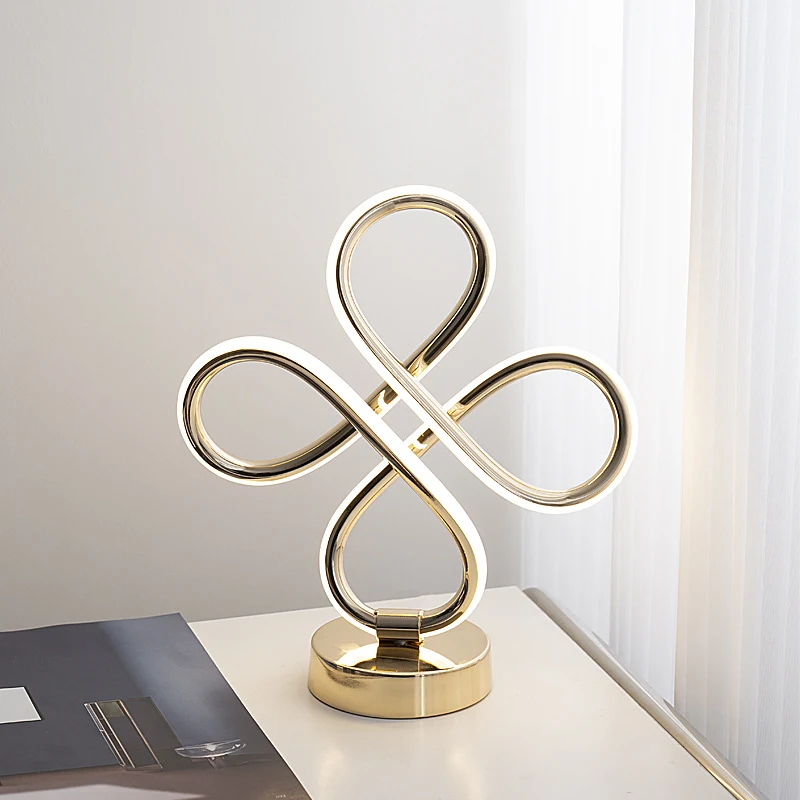Title 2, Table lamp for bedroom, bedside, study or deskt...