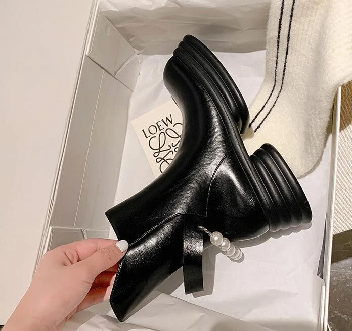 Title 2, Botas femininas com plataforma, boca oblíqua e ...