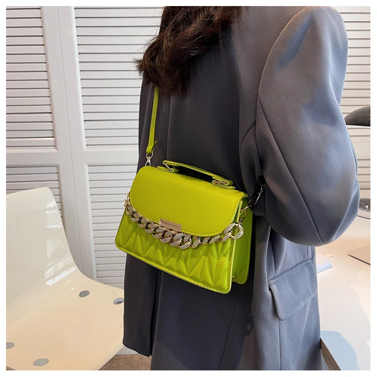 Ketting Draagbare Schoudertas Western Stijl Meisjesachtig En Mode Crossbody Bag, de perfecte tas voor fashionista's. — foto 7