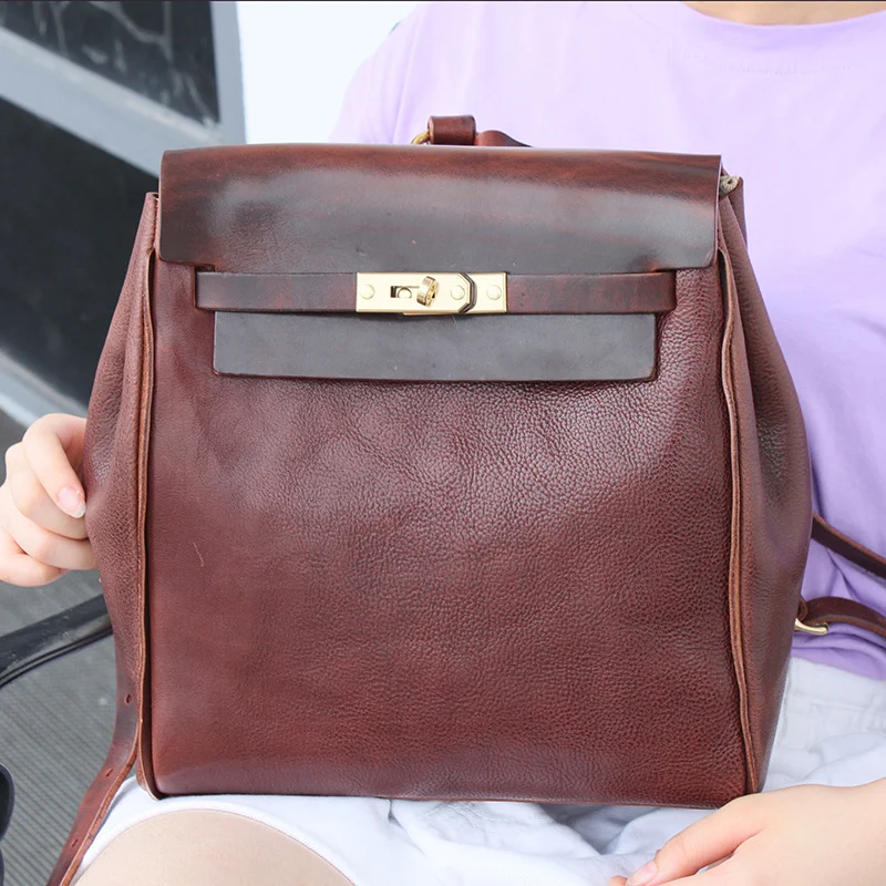 Bolsa feminina de moda em couro creme árvore de camada superior, com duas alças de ombro, ideal para mulheres que buscam elegância e estilo. — foto 11